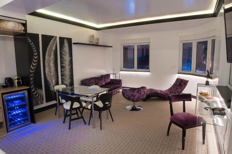 Andromeda Downtown Suites Ateny Zewnętrze zdjęcie